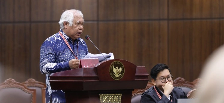 Ahli yang dihadirkan Pemohon, Soleman B Ponto