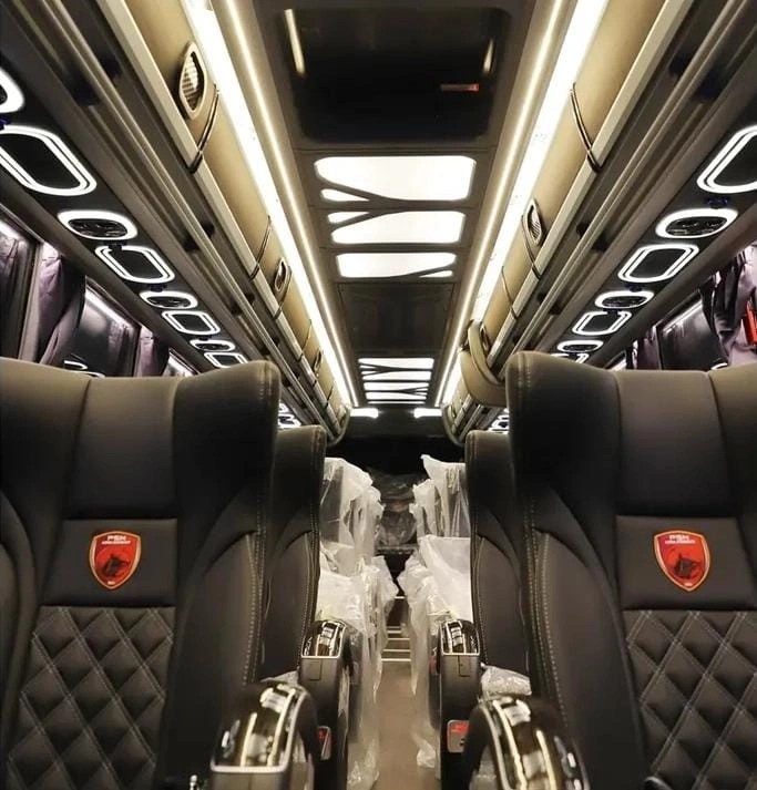 Bagian dalam bus baru PSM Makassar
