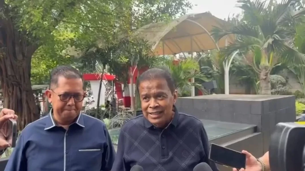 Bos Maktour, Fuad Hasan Masyhur penuhi panggilan KPK