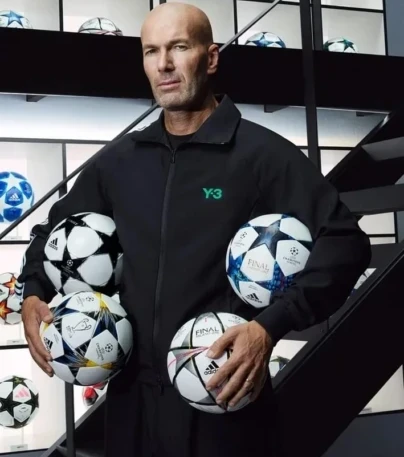 Zinedine Zidane resmi ditunjuk sebagai pelatih Timnas Prancis usai Piala Dunia 2026.