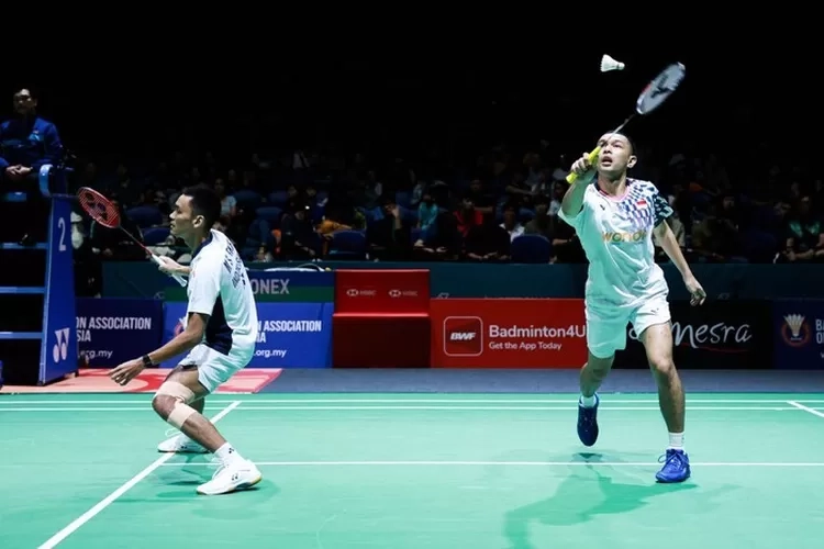 Fajar Alfian dan Muhammad Shohibul Fikri melangkah mantap ke perempat final Malaysia Open 2026 (sumber PBSI)