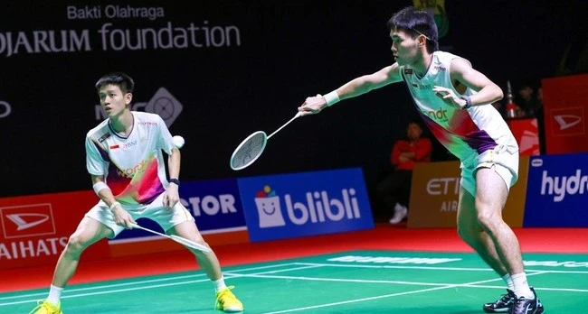 Raymond Indra/Nikolaus Joaquin di Istora Senayan Jakarta.