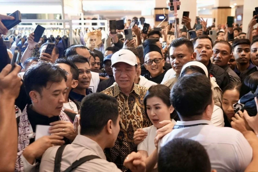Jokowi disambut meriah oleh kader PSI