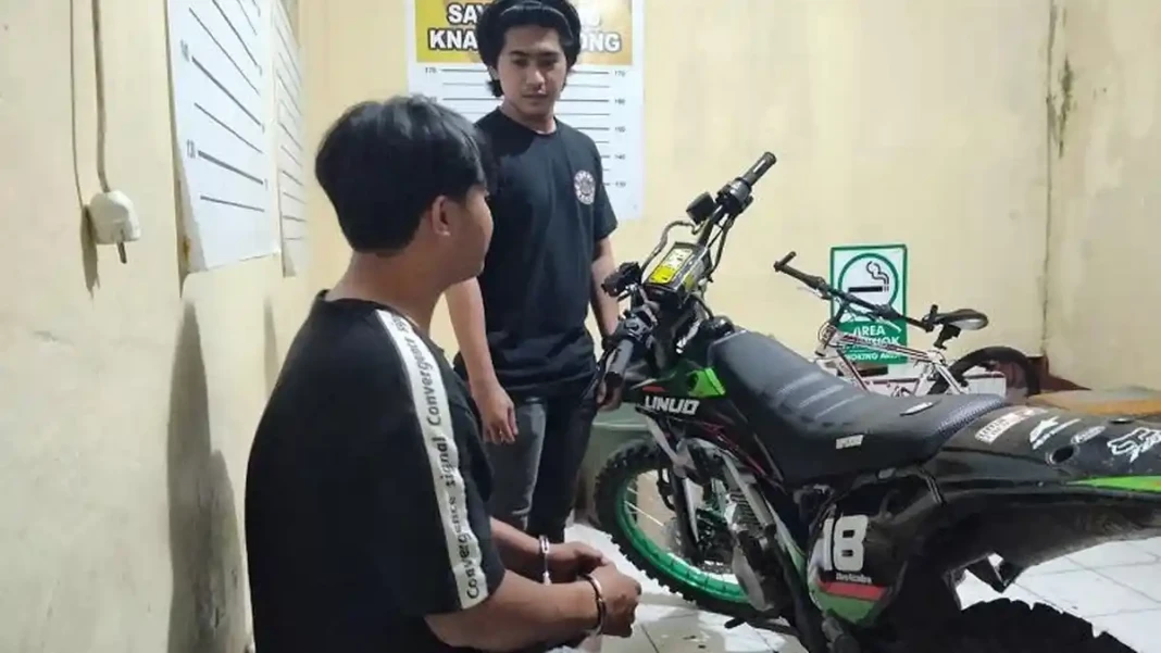 Mahasiswa-nyambi-sopir-MT-26