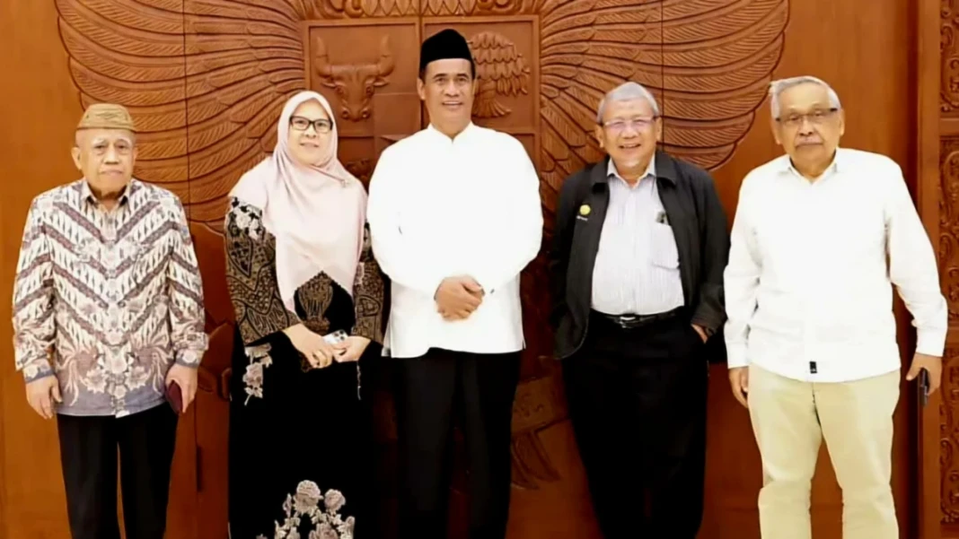 Mentan Amran bersama purnabakti Kementan