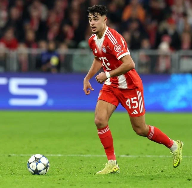 Pemain Bayern Munich, Aleksandar Pavlovic di pertandingan Liga Champions