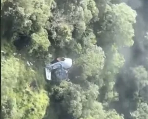 Penemuan Serpihan Pesawat