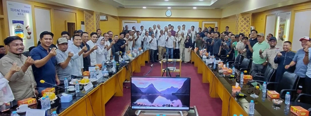Rapat persiapan pengadaan dan operasional BULOG Sulselbar 2026, Senin (26:1:2026)