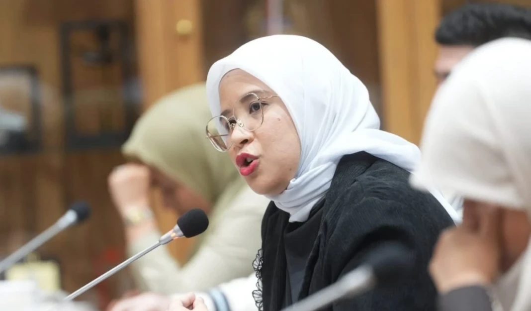 Ratih Megasari Singkarru