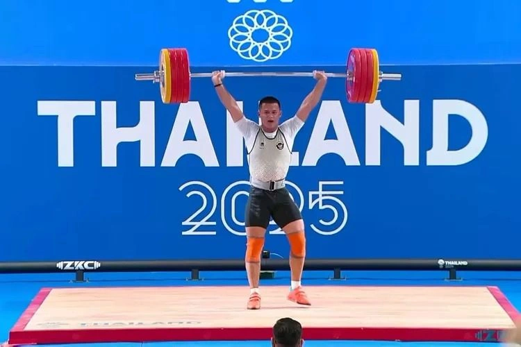 Rizky Juniansyah Raih Emas SEA GAmes