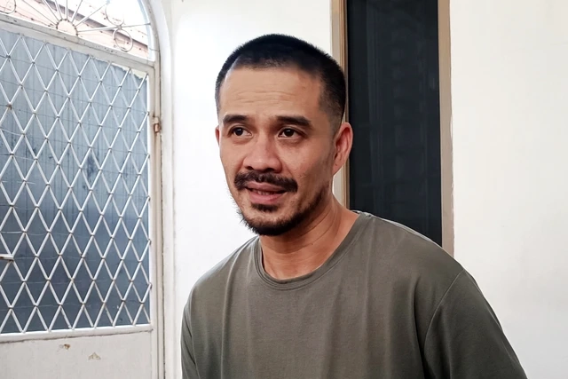 Roby Tremonti saat diwawancara , Rabu