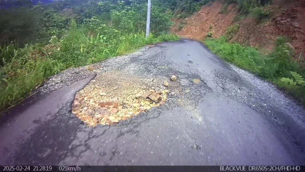 Salah satu ruas jalan wilayah Luwu Raya yang akan diperbaiki (Dok. Pemprov Sulsel)