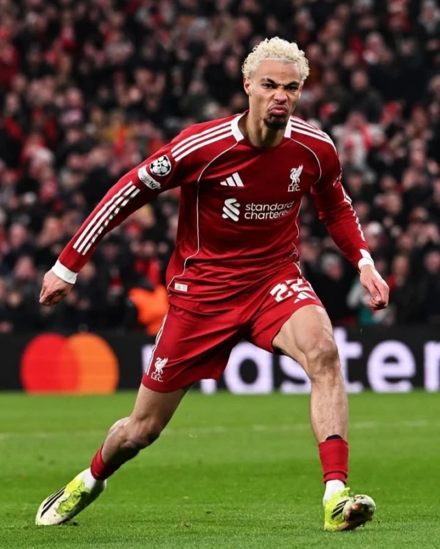 Penyerang Luverpool, Hugo Ekitike