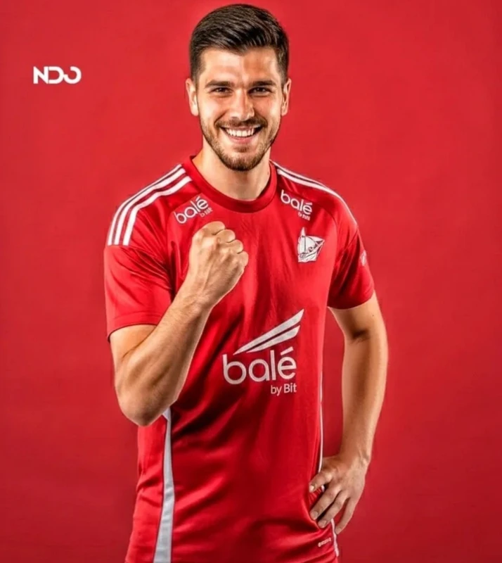 Pemain asing, Dušan Lagator resmi bergabung ke PSM Makassar. source gossindo