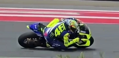 Legenda MotoGP, Valentino Rossi menjajal Sirkuit Mandalika pada Januari 2026.