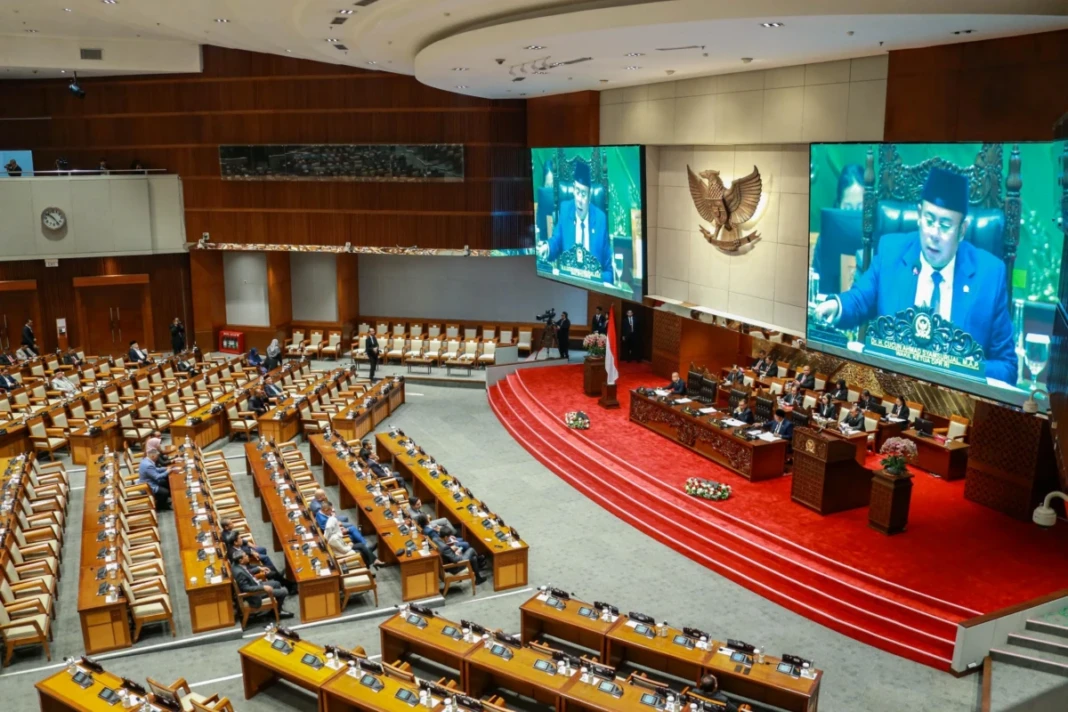 Sidang Paripurna DPR