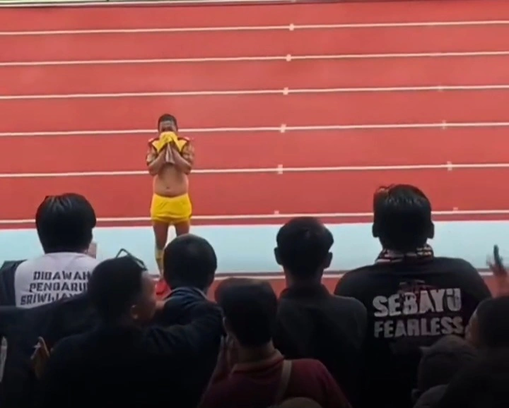 Sriwijaya FC datang dengan kondisi serba terbatas menempuh perjalanan panjang dengan bus, hanya (1)(1)