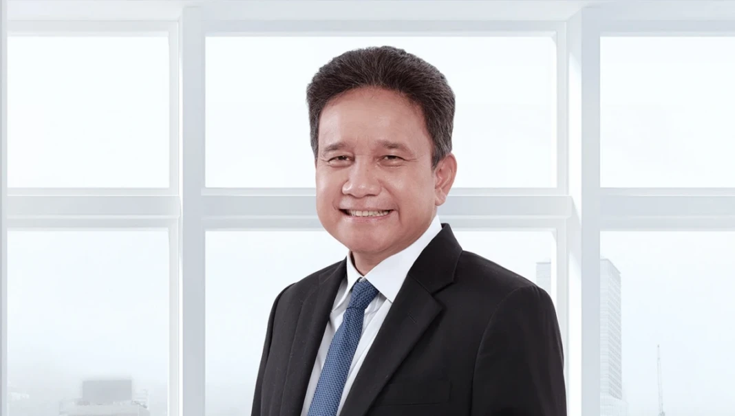 Wakil OJK Mirza Adityaswara