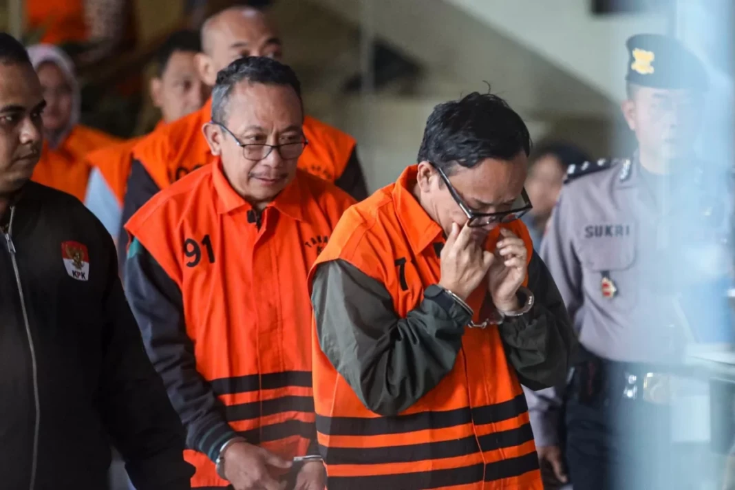 Wamenaker Imanuel Ebenezer Memakai Baju Tahanan KPK