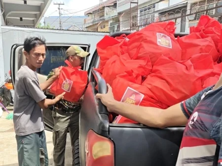500 sembako siap dibagikan dalam kegiatan baksos yang dilakukan FORKITA Bone