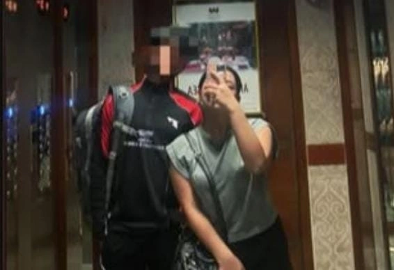 Foto pemilik akun dan kekasihnya yang diduga pemain Timnas sekaligus berkarier di klub Liga 1.