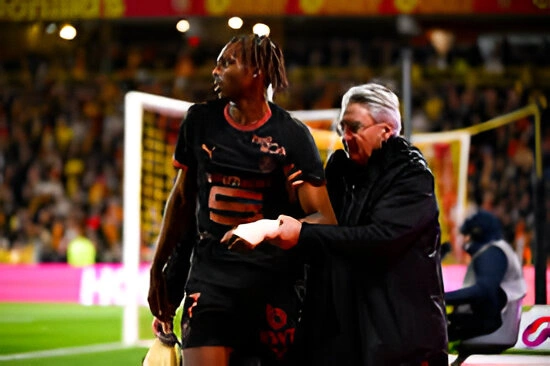 Pemain baru Liverpool, Jeremy Jacquet dilaporkan mengalami cedera bahu serius saat membela Rennes di Ligue 1. dok/rennes