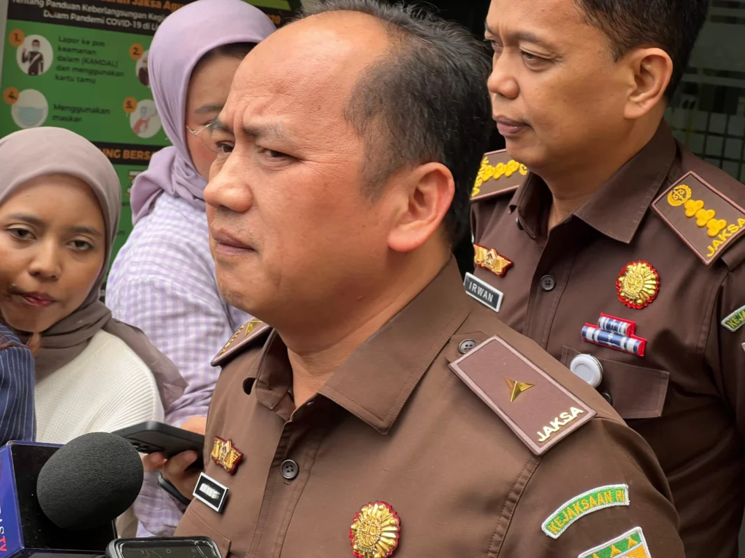 Kapuspen Kejagung, Anang Supriatna