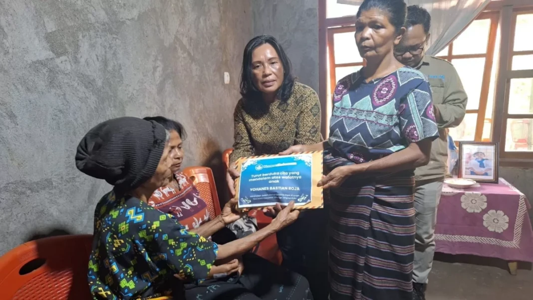 keluarga korban diberi bantuan oleh kemendikdasmen