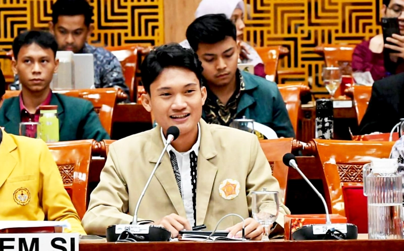 Ketua BEM UGM, Tiyo Ardiyanto