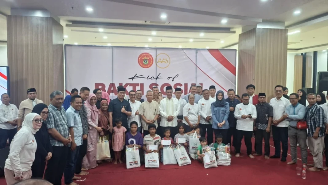 Launching program bakti sosial berkah Ramadan IKA Unhas dan AAS Foundation, Selasa 