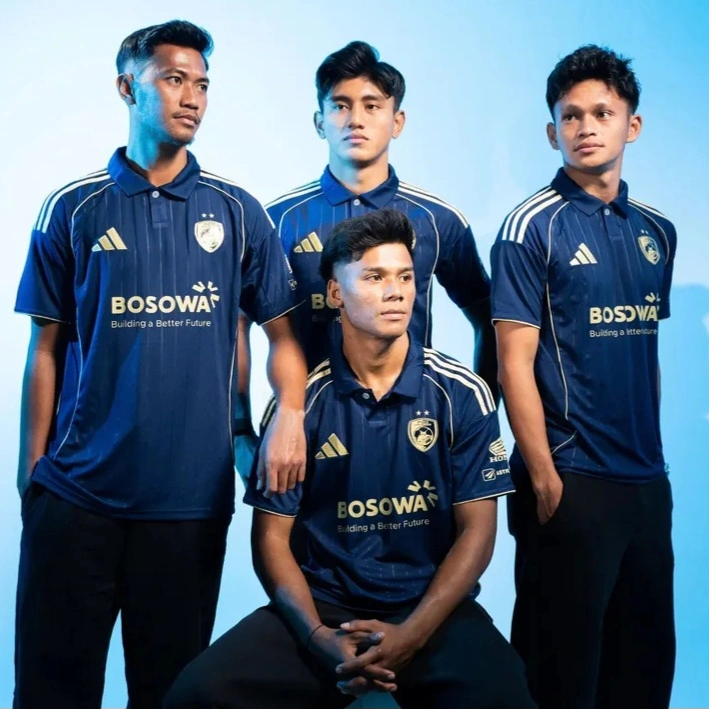 PSM Makassar memperkenalkan jersey Special Edition Ramang Roosters bernuansa biru tua. dok/psm_makassar