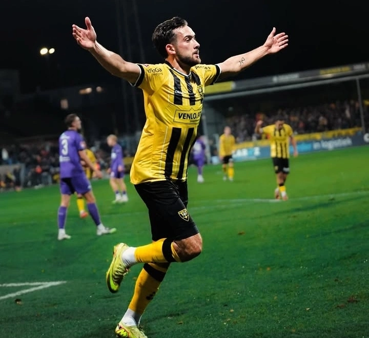 Striker Keturunan Indonesia yang bermain di VVV-Venlo Dean Zandbergen. dok/deanzandbergen