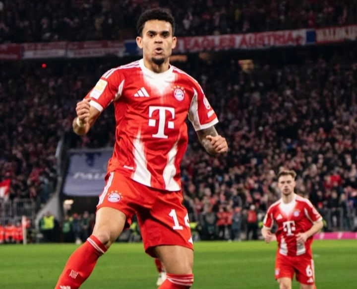 Penyerang Bayern Munich, Luis Díaz bersinar dengan dua gol dan 2 asisst lawan Hoffenheim 5-1 di Allianz Arena pada lanjutan Bundesliga. dok/bayernmunich