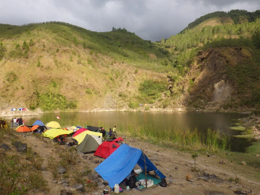 Suasana Danau Tanralili