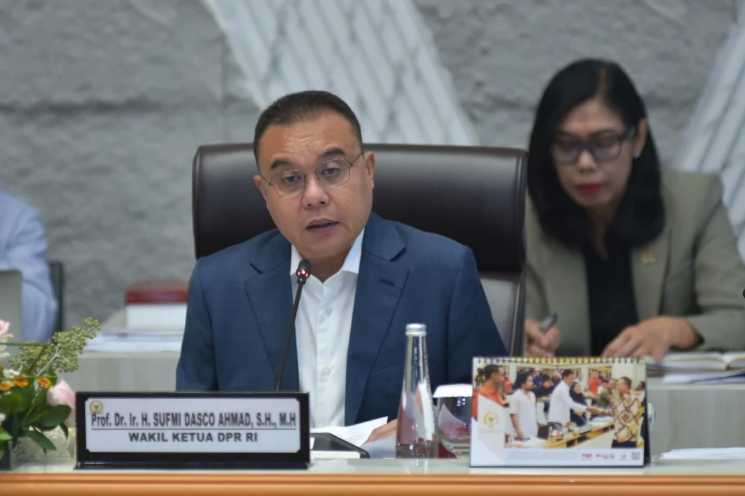 Sufmi Dasco Ahmad dalam rapat DPR RI (1)