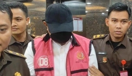 bahtiar-baharuddin-tersangka