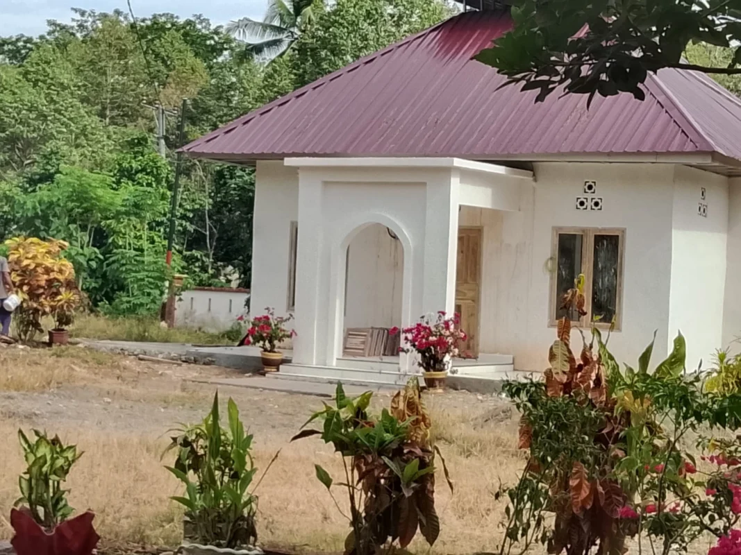 Bangunan sekolah alam telaga Puring di Lerang Kecamatan Mare yang akan segera diresmikan