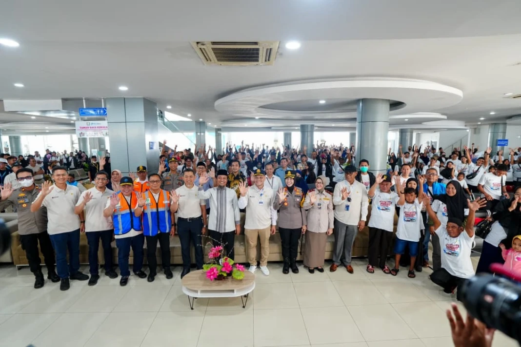 Gubernur Sulsel lepas 500 pemudik program mudik PLN