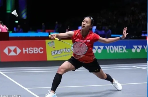 Putri Kusuma Wardani melaju ke final Swiss Open 2026 setelah mengalahkan Nozomi Okuhara dengan skor 21-16, 21-13 pada semifinal sektor tunggal putri.