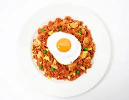 Nasi goreng merah.