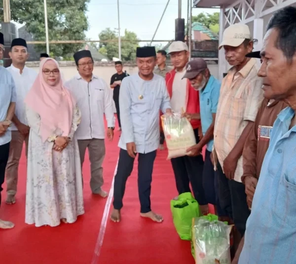 Ramadhan Bahagia, BAZNAS Bone Salurkan 150 Paket Sembako