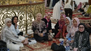 Suasana kegiatan Buka Puasa Bersama dan Peringatan Nuzulul Qur’an di kediaman pribadi Ketua Umum BPP KKSS, Andi Amran Sulaiman, di kawasan Kalibata, Jakarta, Sabtu 