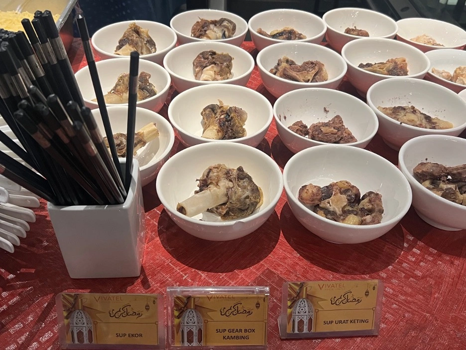 Sup Tulang, mengingatkan sop Konro bagi perantau Makassar di Kuala Lumpur, Malaysia (Dokumentasi Pribadi)
