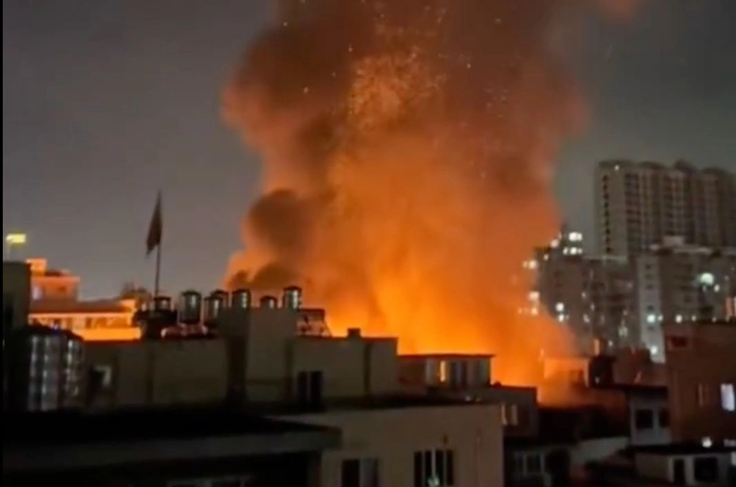 Tangkapan layar video serangan Iran ke pangkalan militer AS di Timur Tengah