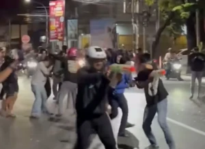 Tangkapan layar video yang beredar di perempatan Jalan Andi Djemma