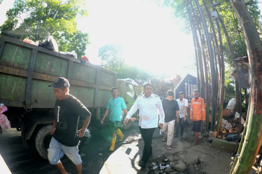 Wali Kota Makassar saar mengunjungi TPA Antang (Dok. JawaPos Group)