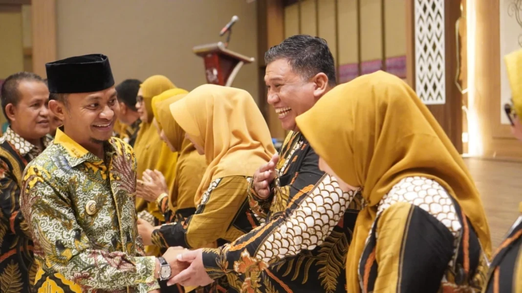 Bupati Bone menghadiri pelantikan DPC Apkesmi periode 2024-2029