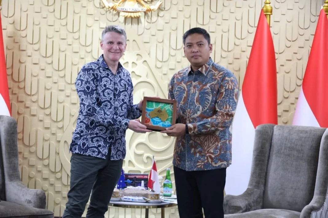 Wakil Menteri Pertanian (Wamentan) Sudaryono menerima kunjungan Duta Besar Australia untuk Indonesia di Kantor Kementerian Pertanian pada Rabu (15/4). dok/humaskementan