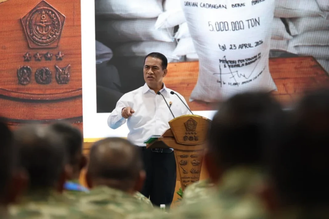 Menteri Pertanian Andi Amran Sulaiman dalam forum bersama jajaran pimpinan TNI di Universitas Pertahanan (Unhan),Kawasan IPSC Sentul, Kabupaten Bogor (29/4/2026). dok/humas kementan
