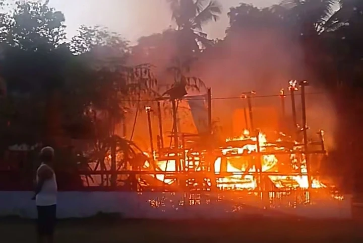 Kebakaran rumah di Dusun Annunge, Desa Walimpong, Kecamatan Bengo, Bone pada Jumat (17:4:2026) sekitar pukul 05.30 Wita